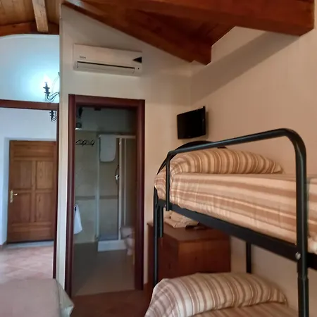 Dormire Al Casale سان ماورو سيلينتو
